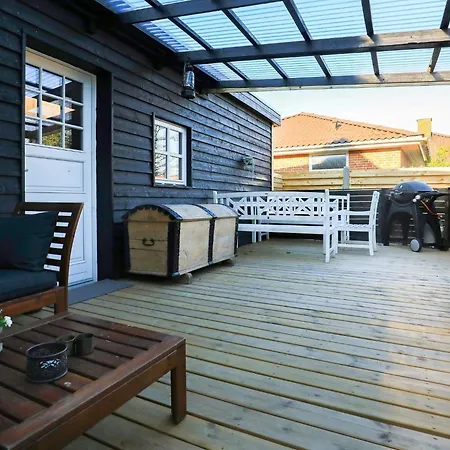 Idyllic Retreat In * Ålbæk