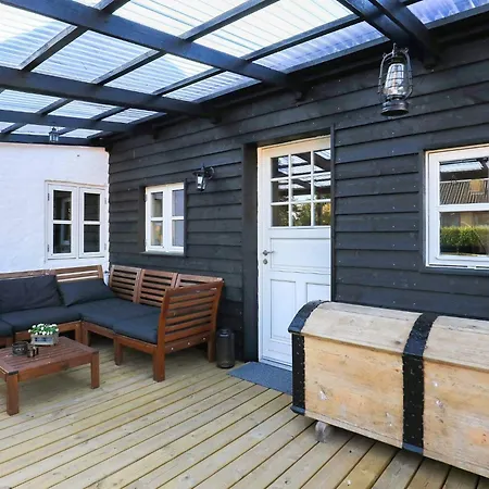 Idyllic Retreat In * Ålbæk