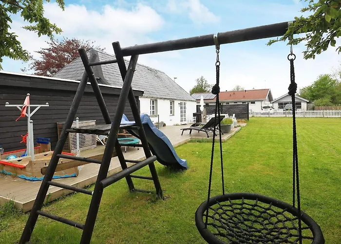 Idyllic Retreat In Сasa de vacaciones Ålbæk